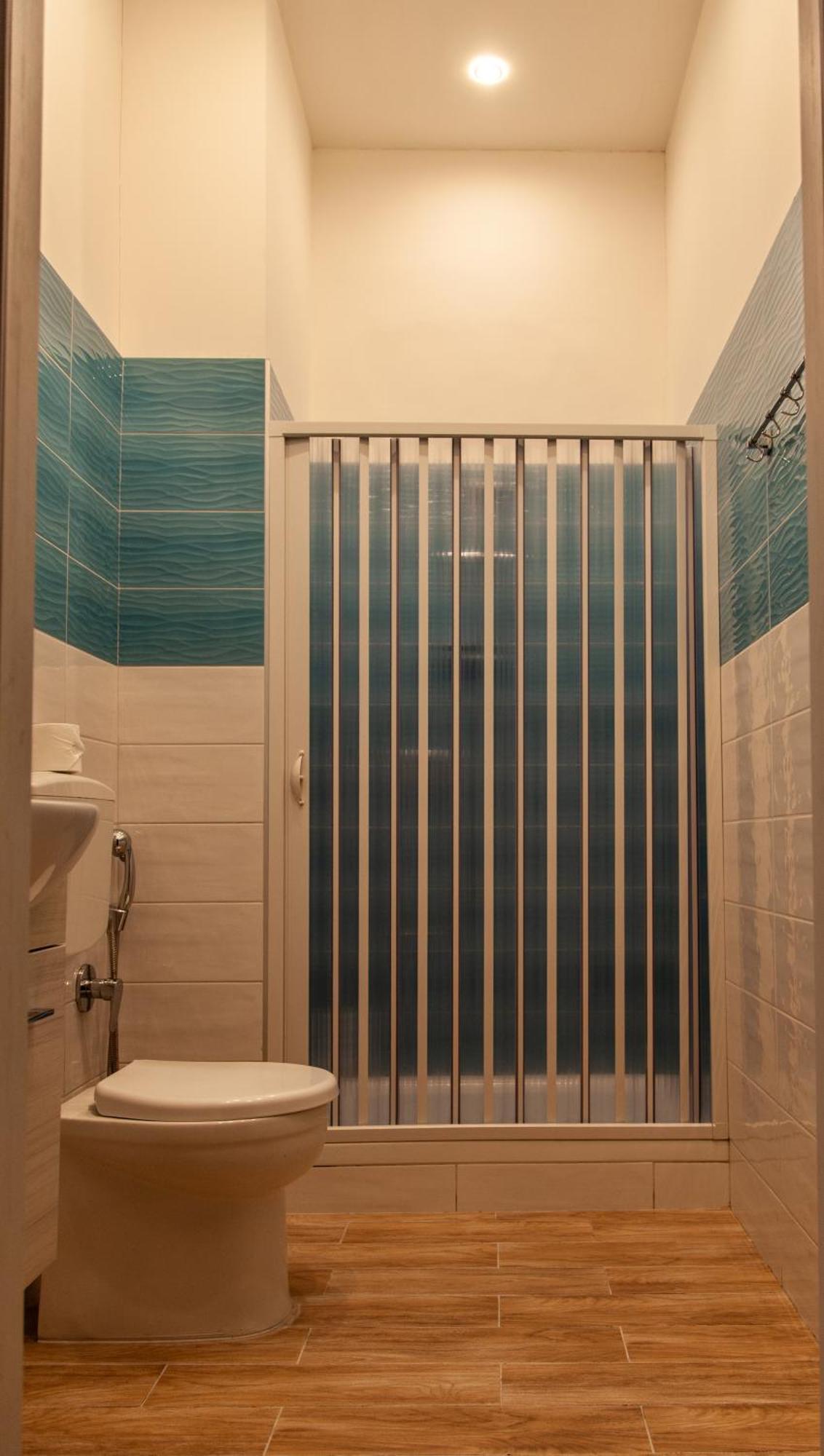 Airport Luxury Rooms Naples Room photo
